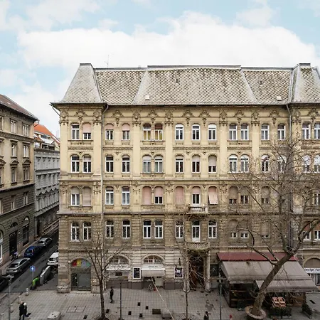 Broadway - Cozy Lägenhet Budapest